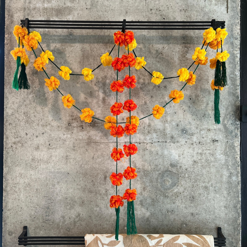 DAI Flower Pom Garlands